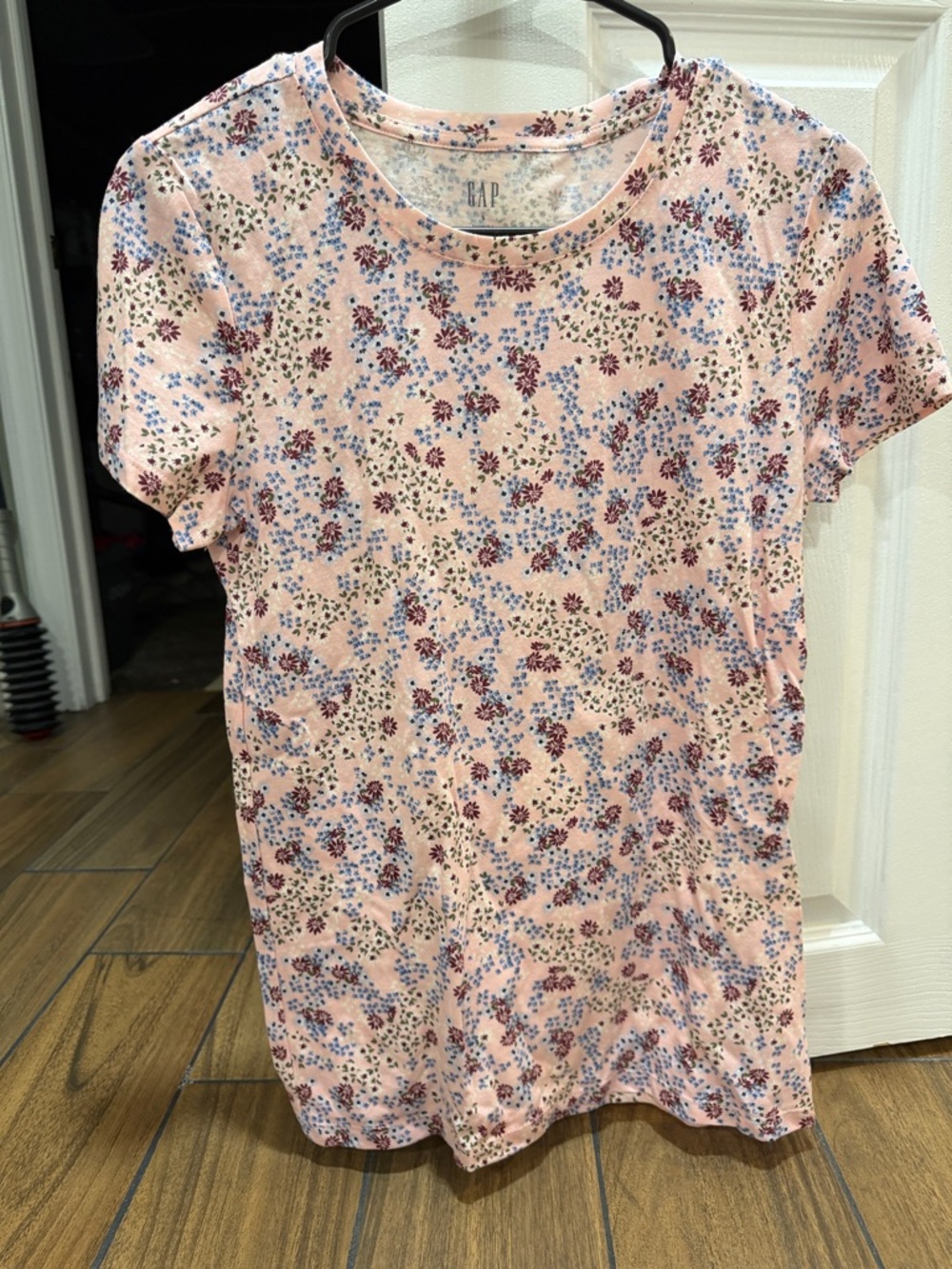 GAP Pink Floral Short Sleeve Top